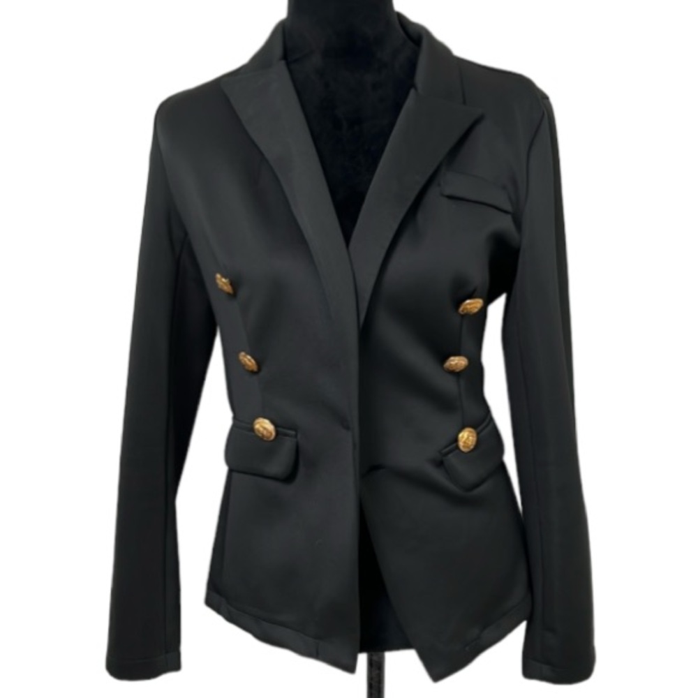 Basic Black Blazer With metal buttons